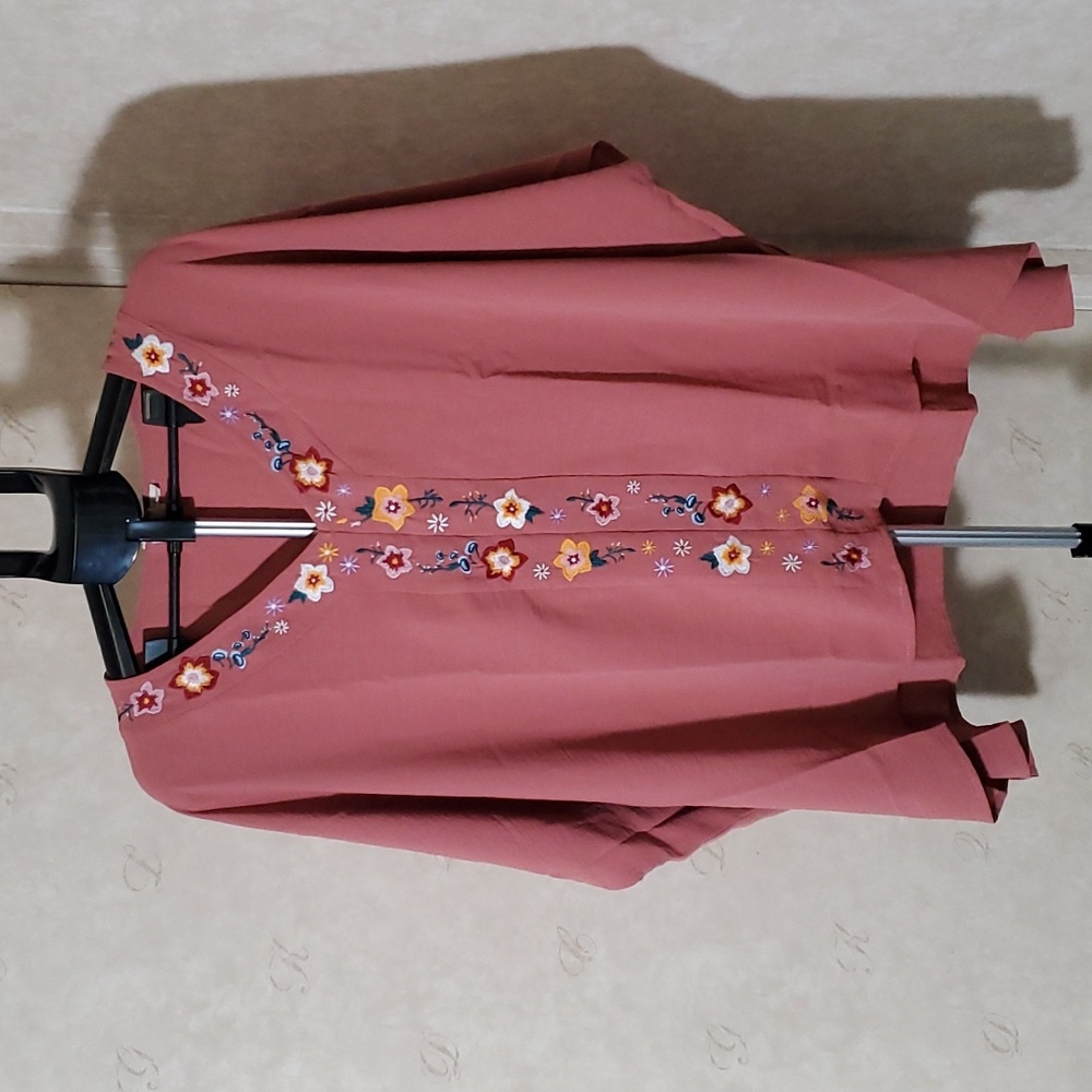 V Neck Emboridery Oversized Poncho